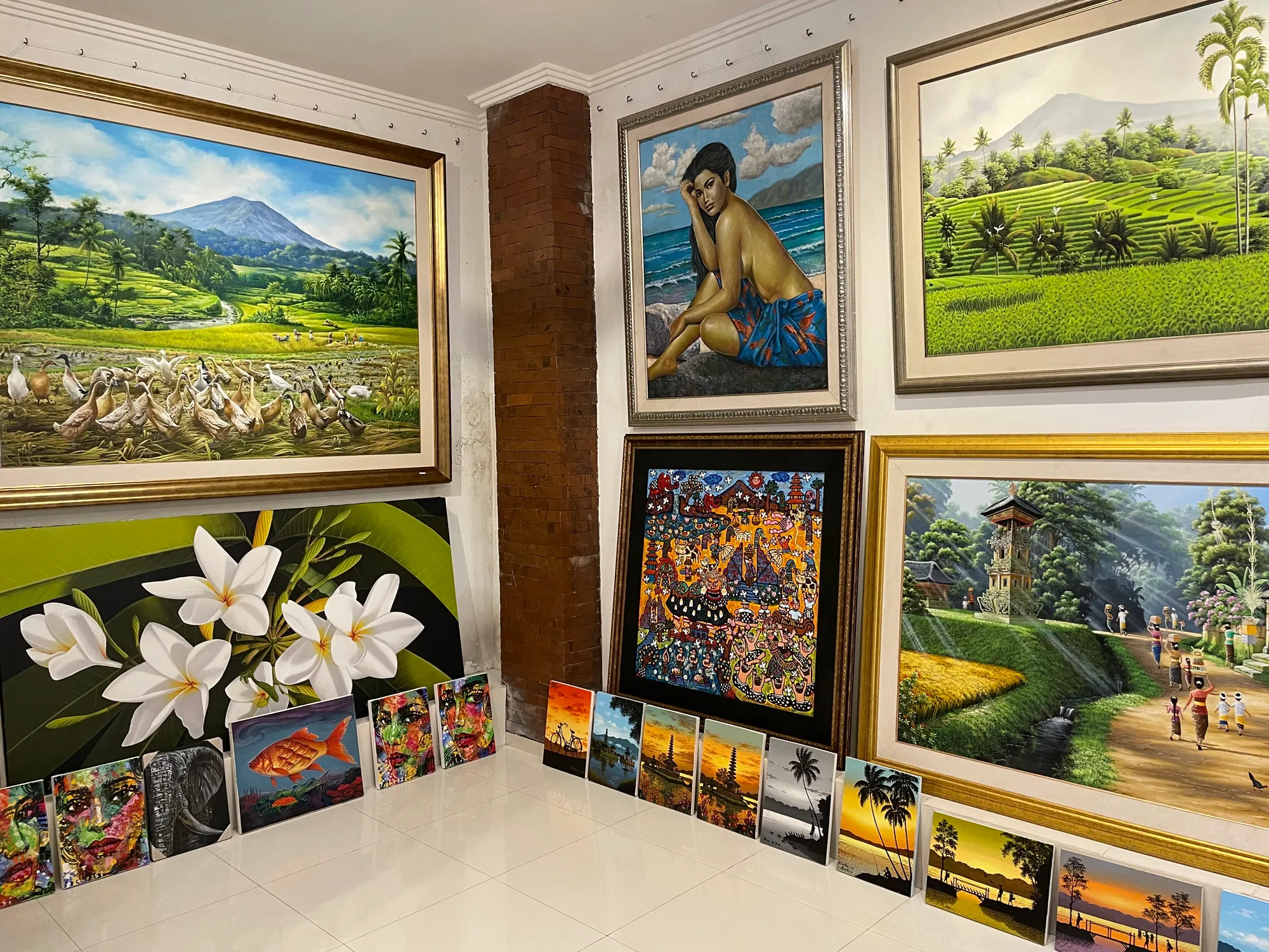 Dewa Putu Toris Art Gallery