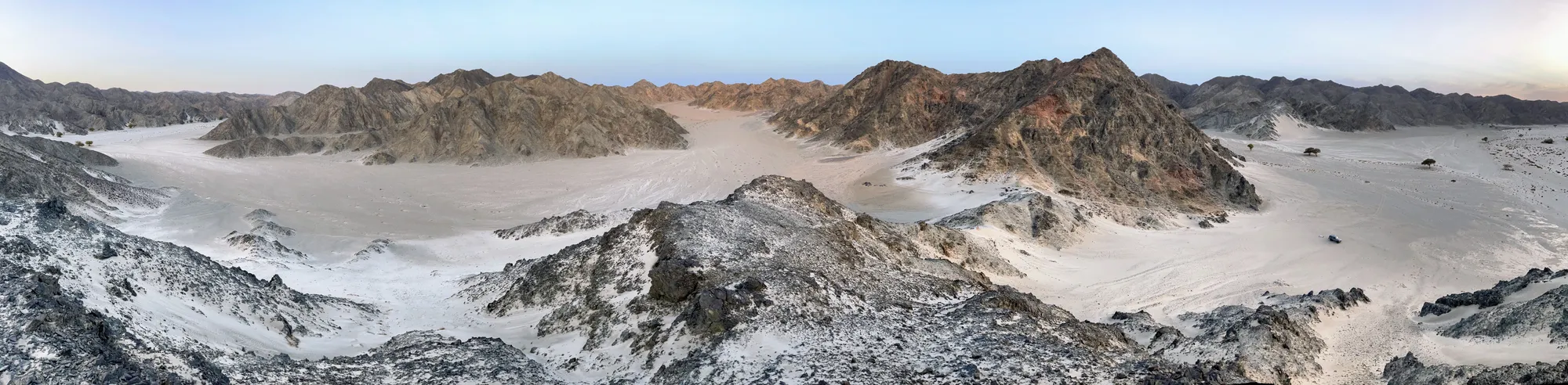 Breathtaking wadi panorama