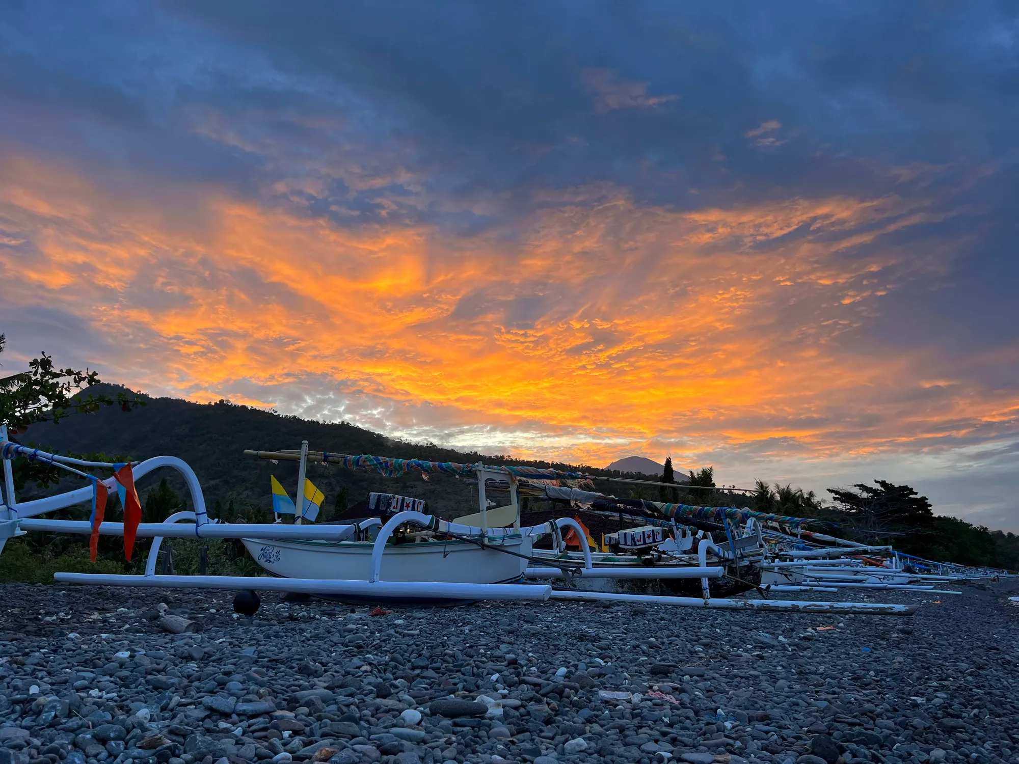 Lipah Bay, one of many magical sunsets on an empty Amed beach